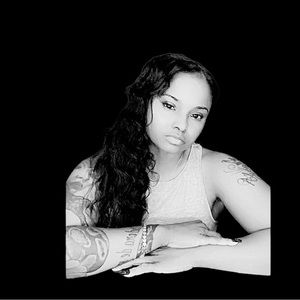 Meet your Posher, Jamila